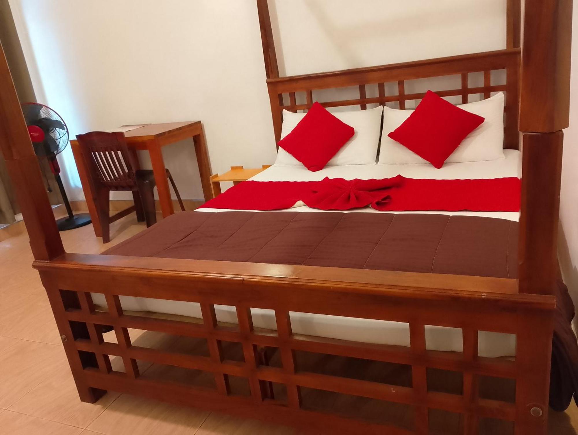 T-More Hotel & Hostel إيلا المظهر الخارجي الصورة